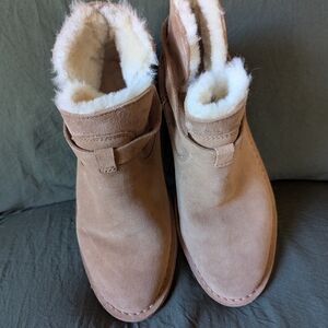 Women's Tan Suede Ankle Boots